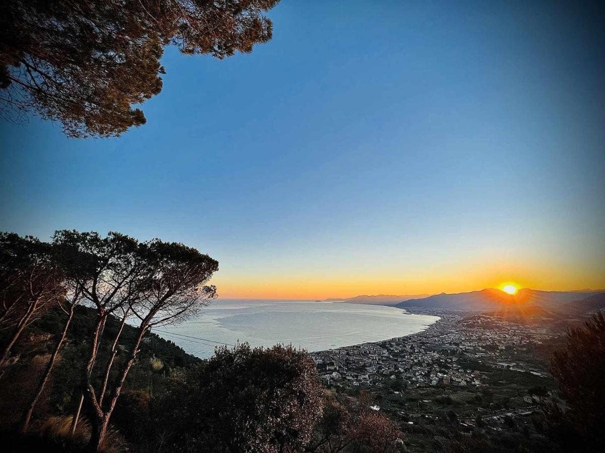 Nicoletta Rivieraholiday Albenga Exteriér fotografie