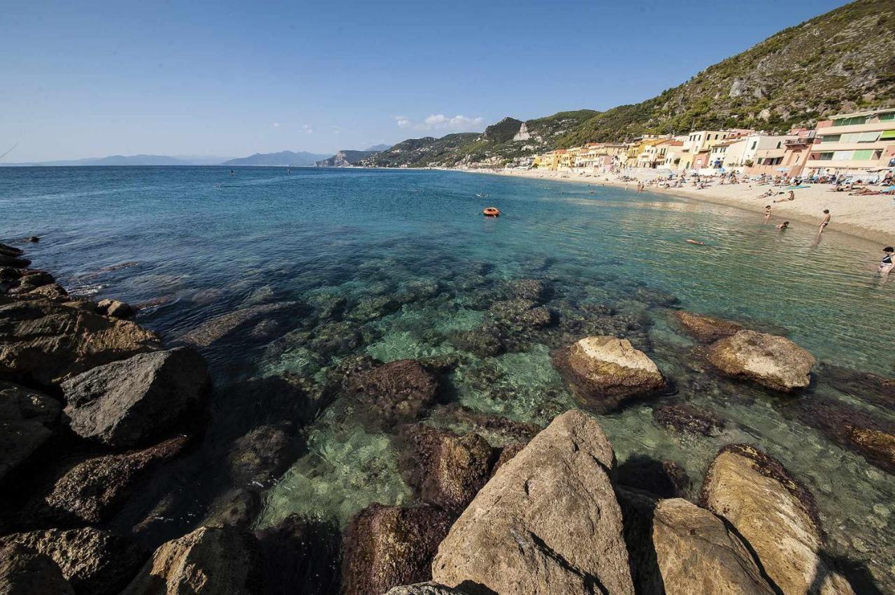 Nicoletta Rivieraholiday Albenga Exteriér fotografie